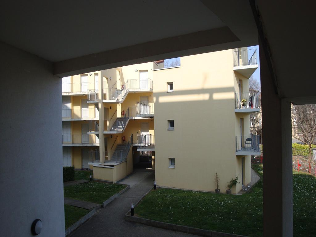 Апарт готель Le Patio Des Traboules Ліон Екстер'єр фото
